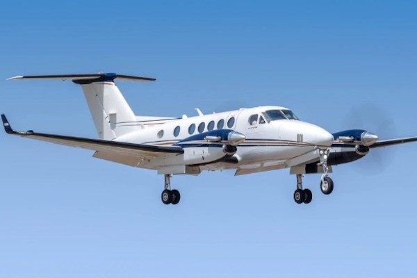 King air 200 turbo prop private jet